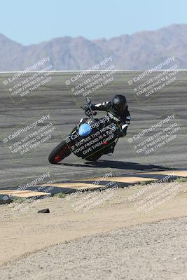 media/Oct-13-2025-Moto Forza (Mon) [[a66d839500]]/4-C Group/Session 2 (Bowl)/